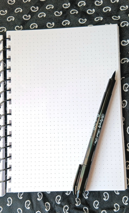Carnet à point Couverture en Mandala